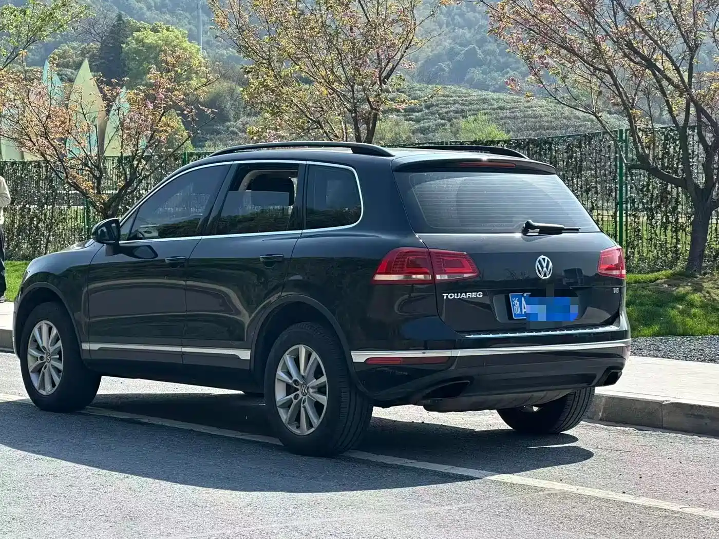 Volkswagen Touareg 2017 3.0TSI Explorer Edition фото 4