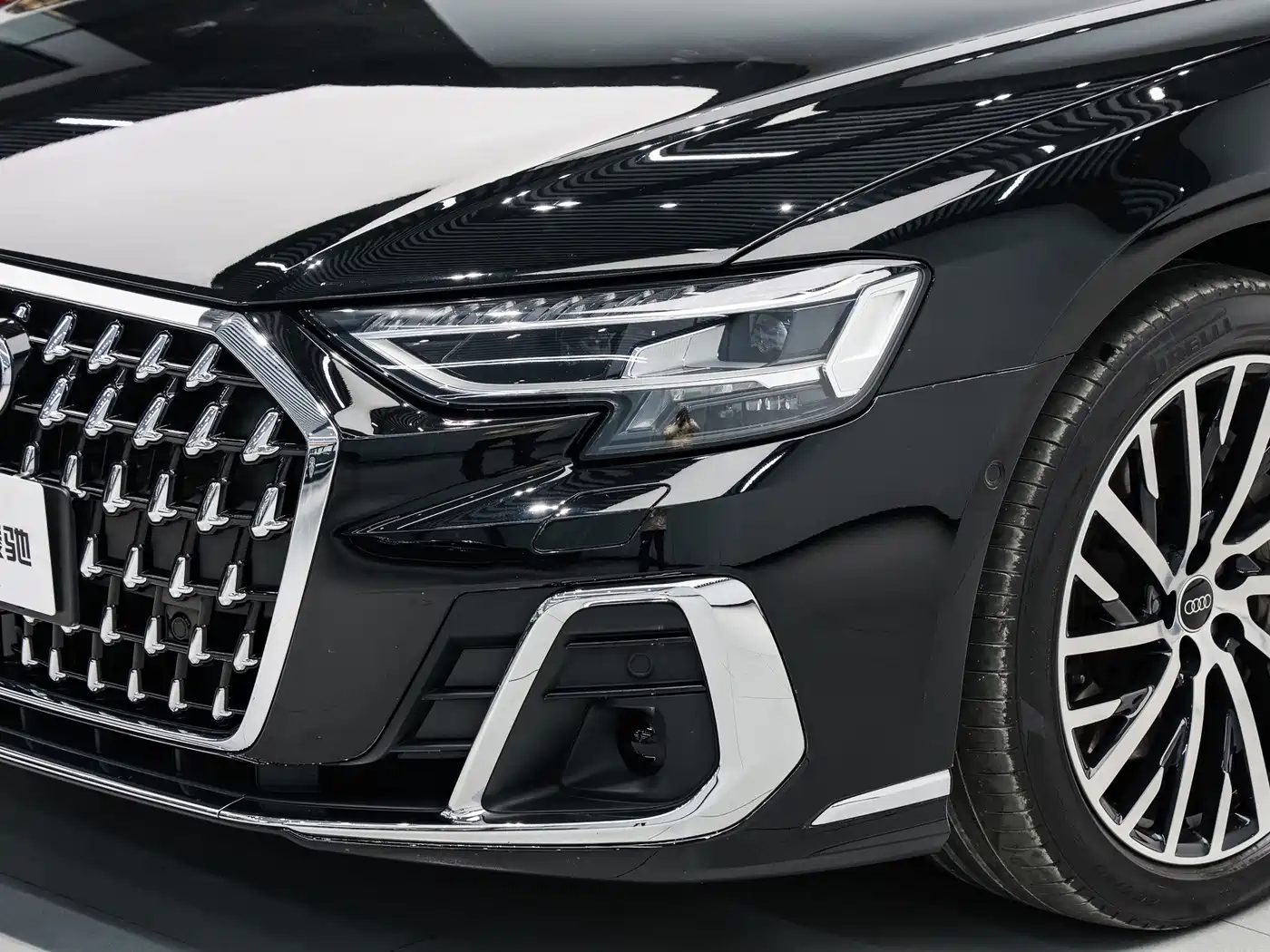 Audi A8 2025 2024 Model A8L 55 TFSI quattro Flagship