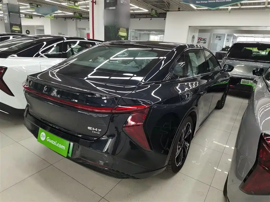Hongqi EH7 2024 640 Pro+ AWD Edition фото 7