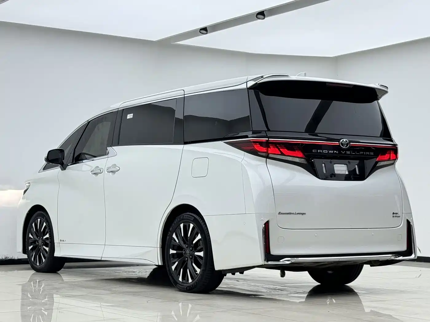 Toyota Vellfire 2024 2024 Crown Hybrid 2.5L Premium Edition