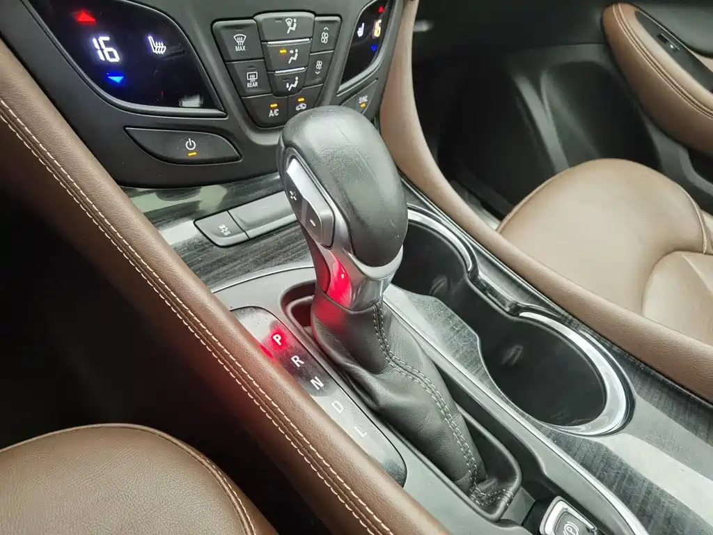 Photo 13 - Buick Envision Plus