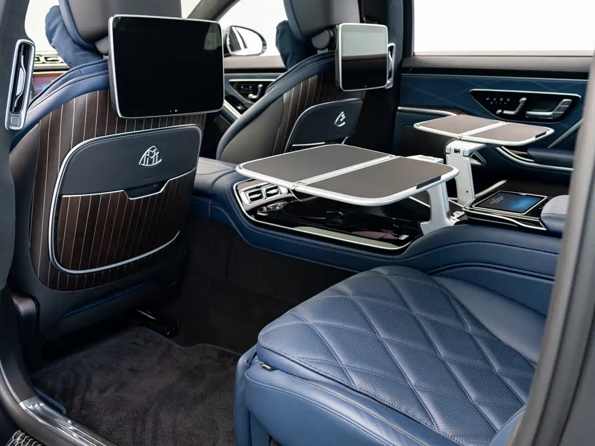 Mercedes-Benz Maybach S-Class 2022 S 680 4MATIC Craftsmanship Limited Launch Edition фото 16