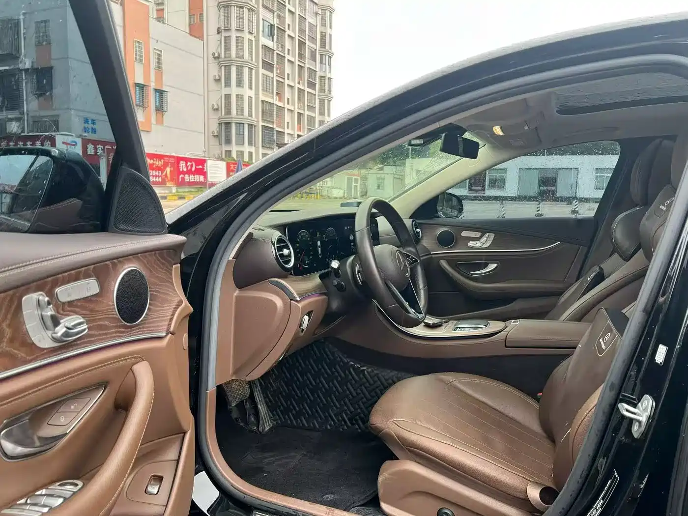 Mercedes-Benz E-Class 2023 Facelift E 300 L Sport Fashion фото 4