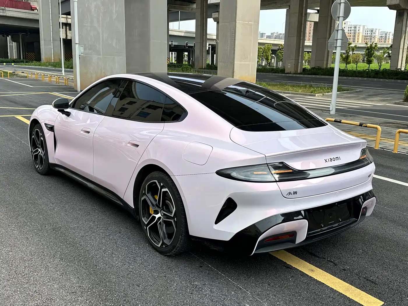 XIAOMI CAR XIAOMI SU7