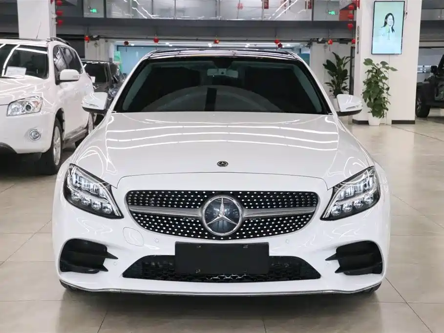 Mercedes-Benz C-Class 2020 Facelift C 260 L Sport фото 2