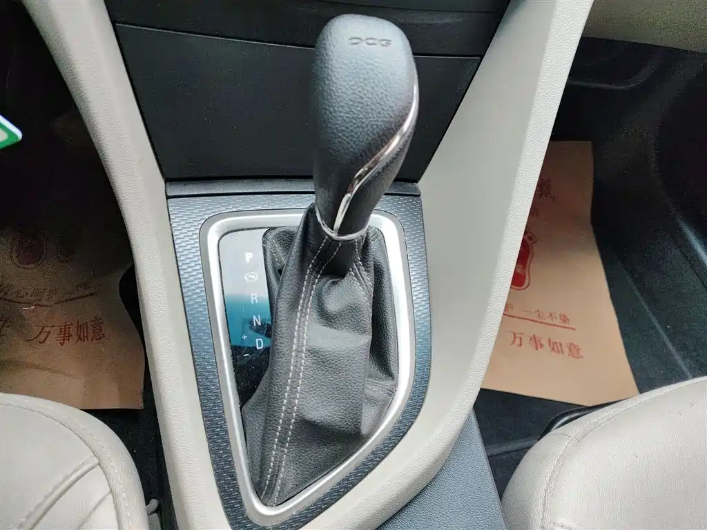 Buick Excelle 2019 15T DCT Connected Elite Type China VI фото 10