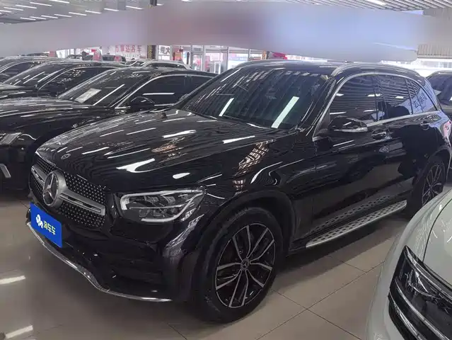 MERCEDES-BENZ GLC