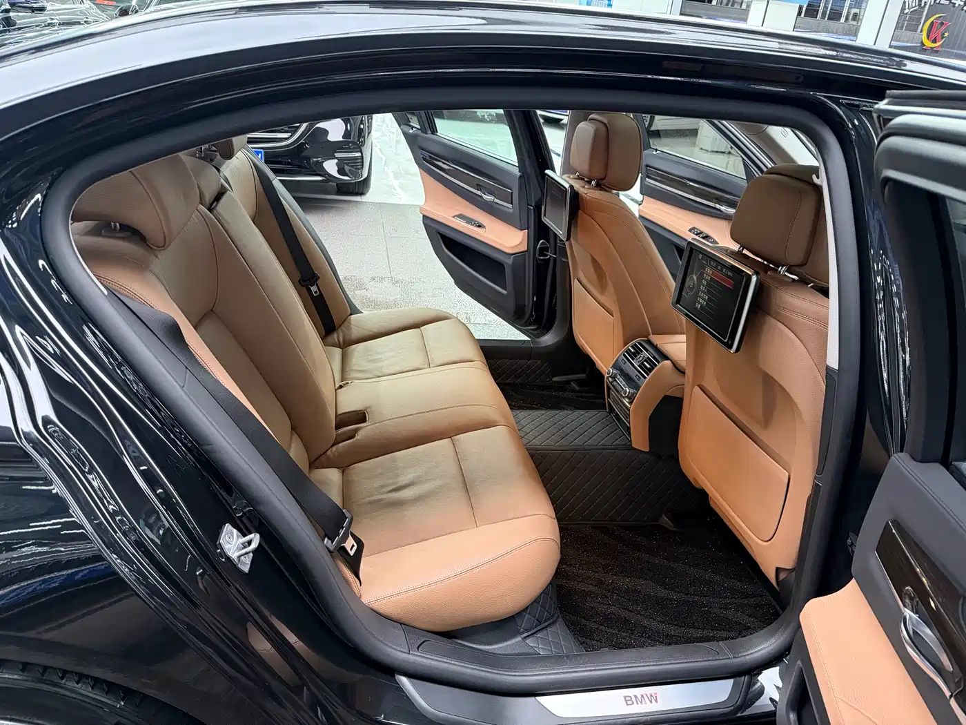 BMW 7 Series 2014 730Li Premium фото 21
