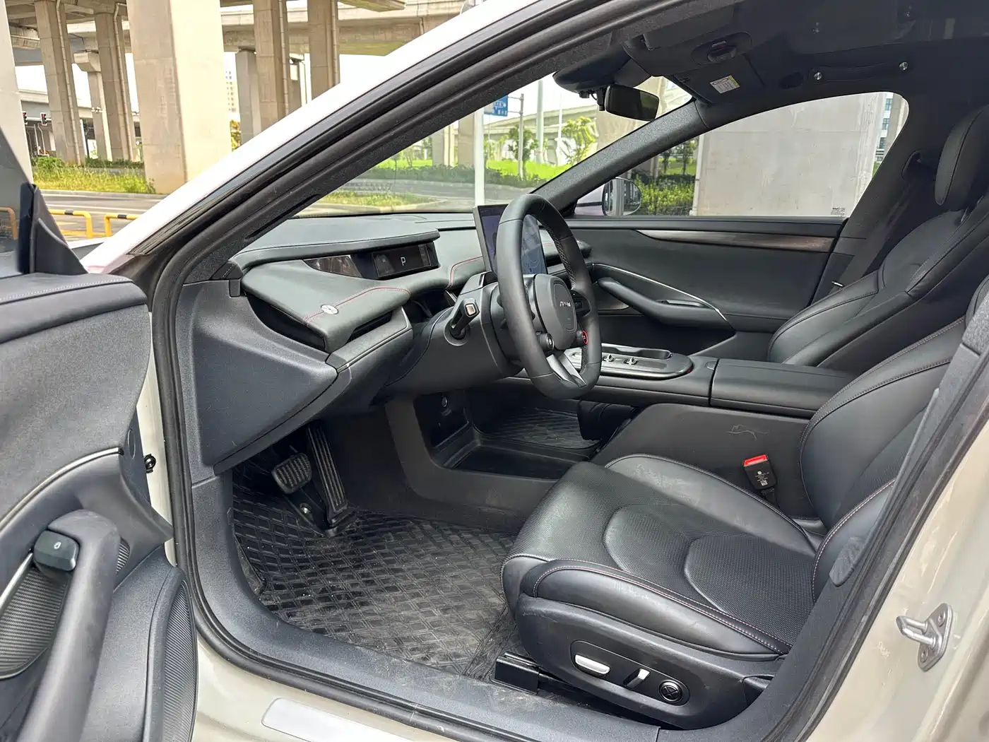 XIAOMI CAR XIAOMI SU7