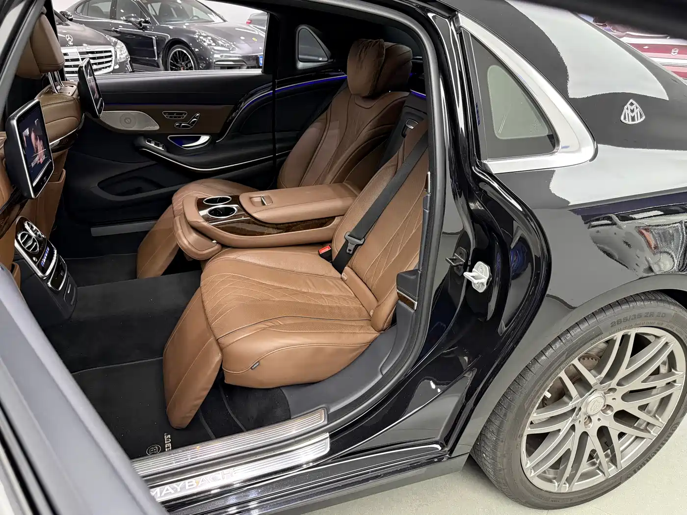Mercedes-Benz Maybach S-Class 2017 S 400 4MATIC фото 9