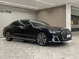 Photo 2 - Audi A8