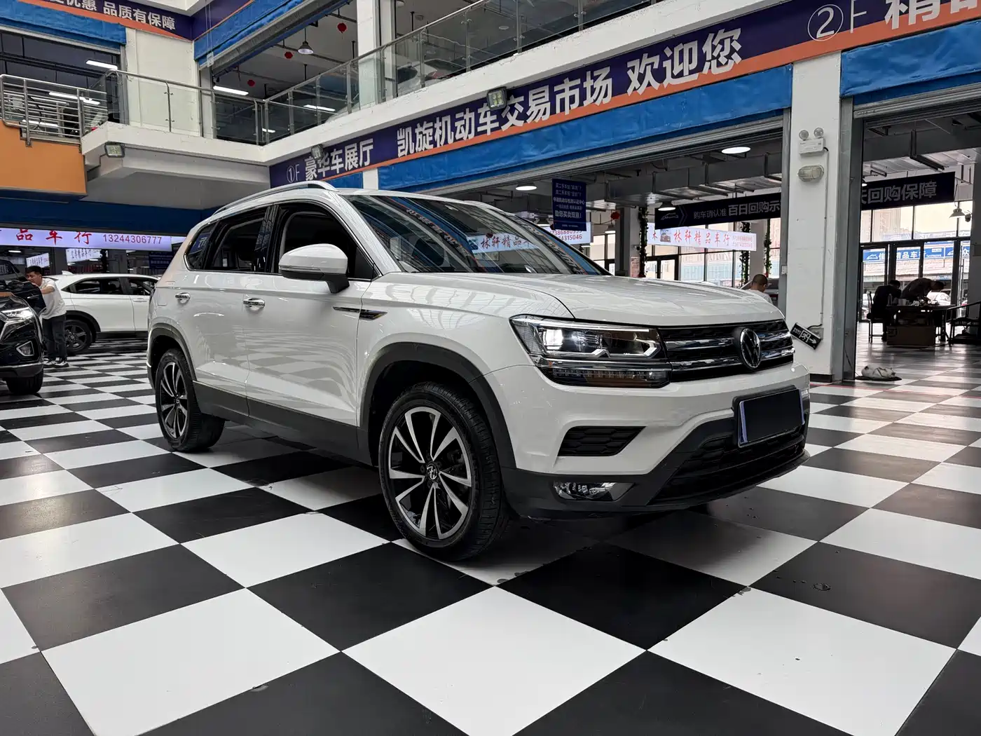 Volkswagen Tharu 2021 280TSI 2WD Luxury Plus фото 2