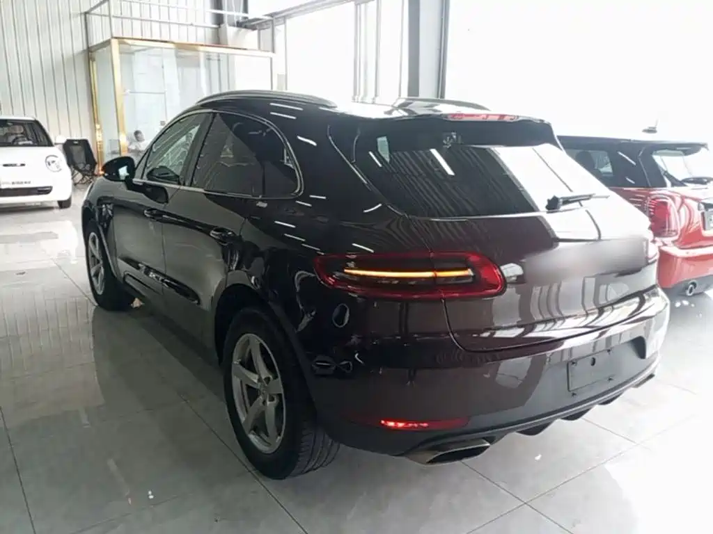 Фото 5 - Porsche Macan