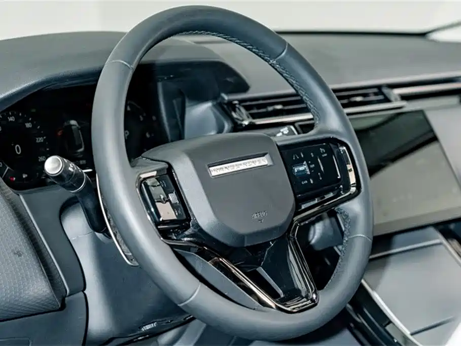 Land Rover Range Rover Velar 2024 S фото 10