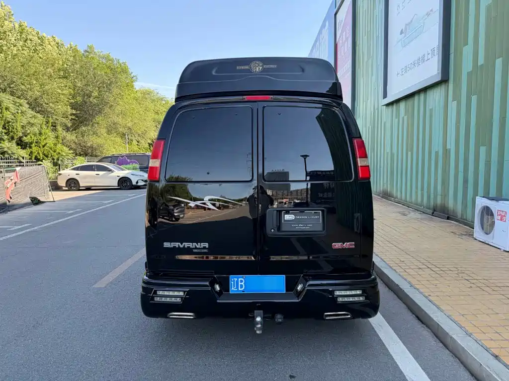GMC Savana 2015 2013 6.0L 2500S Sport Edition 7-seater