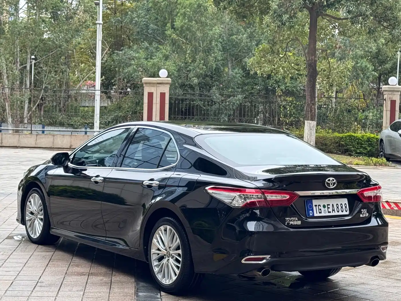 Toyota Camry 2018 2.5G Luxury Edition фото 4