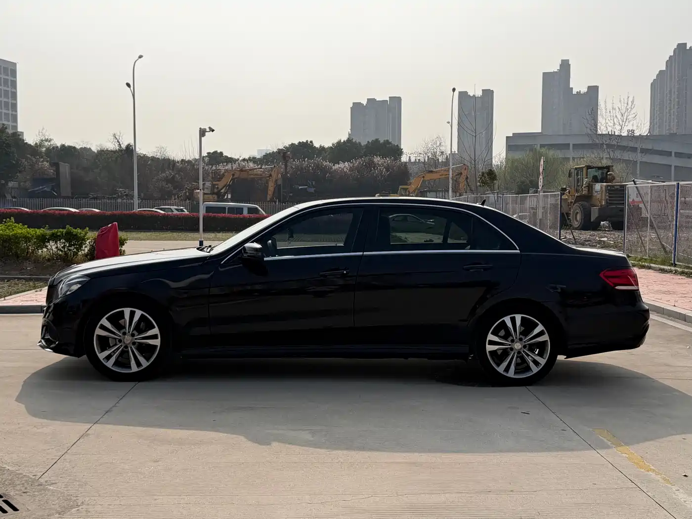 Mercedes-Benz E-Class 2015 E 260 L Sport фото 4