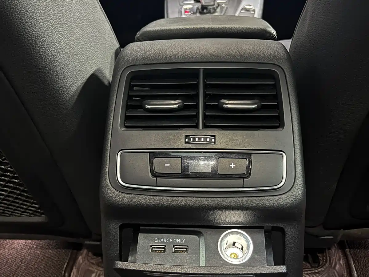 Audi A4L 2019 40 TFSI Fashion (China V) фото 29