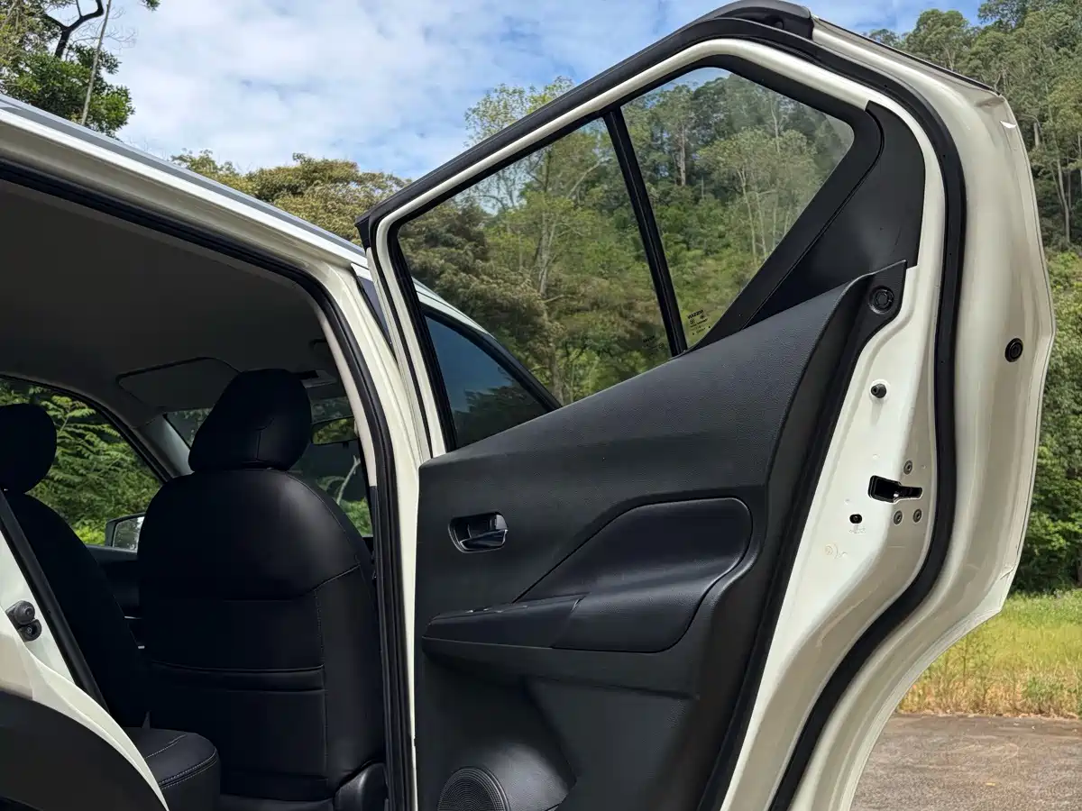 Nissan Kicks 2021 2021 1.5L XL CVT Cool Edition