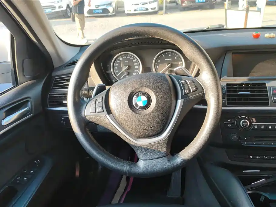 BMW X6 2014 xDrive35i Sport фото 15