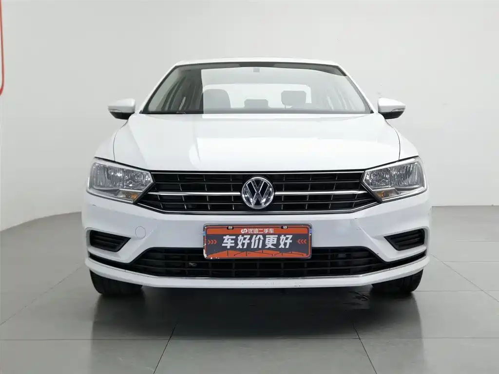 Volkswagen Bora 2019 Bora Legend 1.5L Manual Leading China VI фото 3