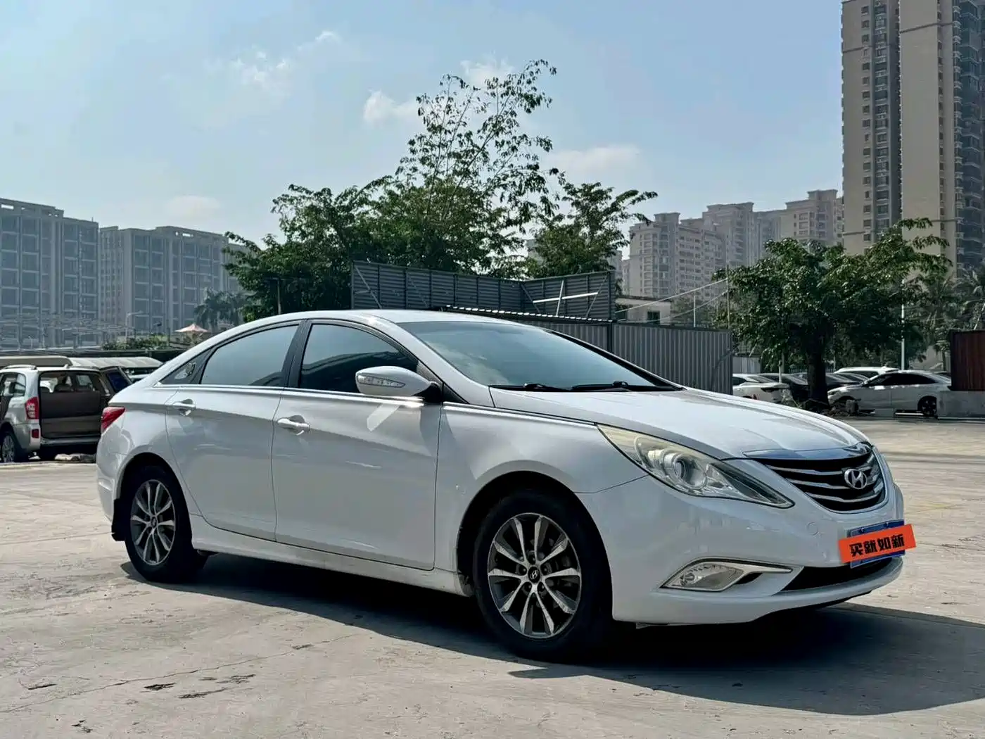 Hyundai Sonata 2013 2.0L Automatic Fashion Edition фото 3