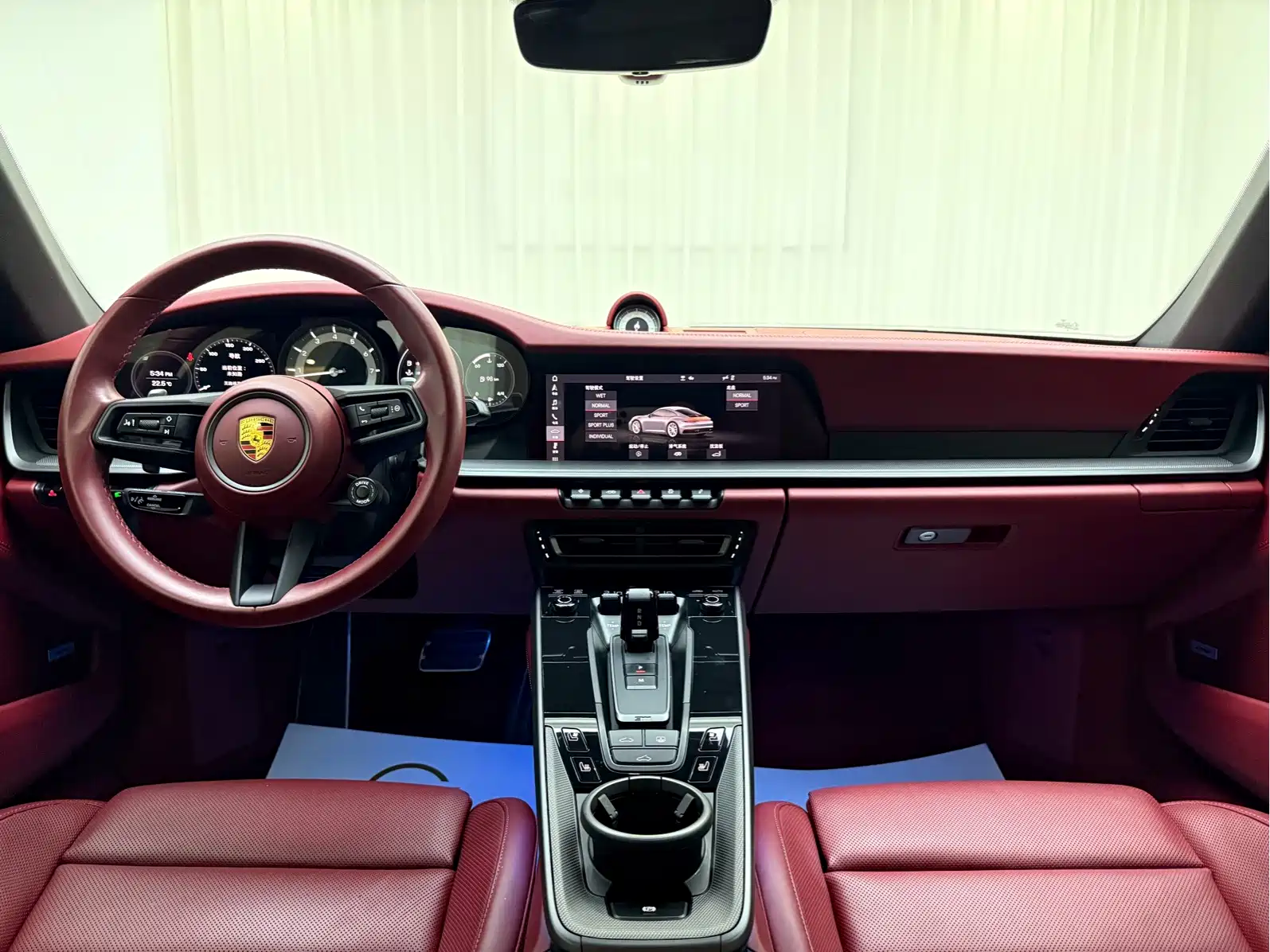 Фото 5 - Porsche 911