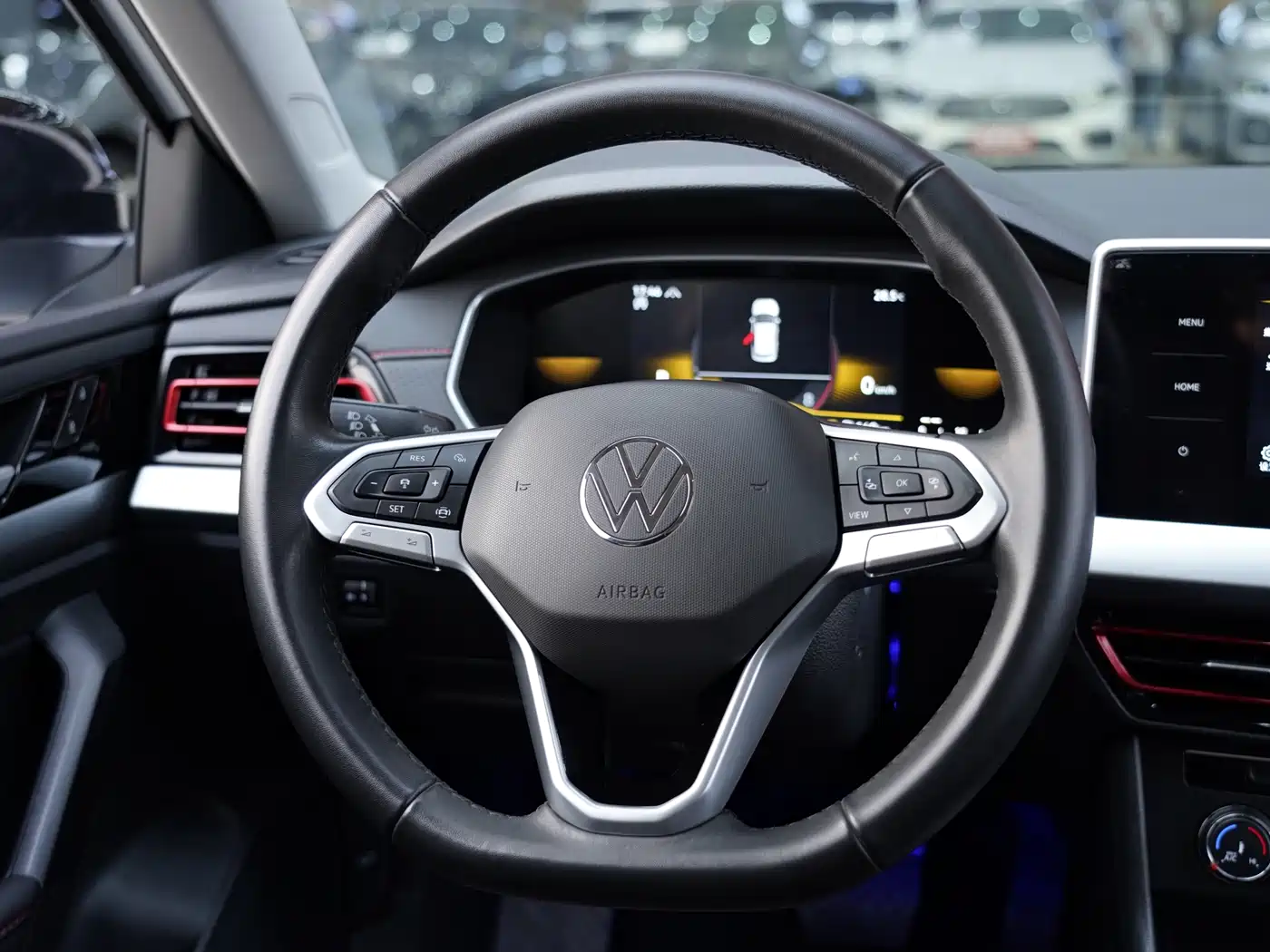 Volkswagen Lavida 2023 300TSI DSG Starlight Full Comfort Edition фото 13