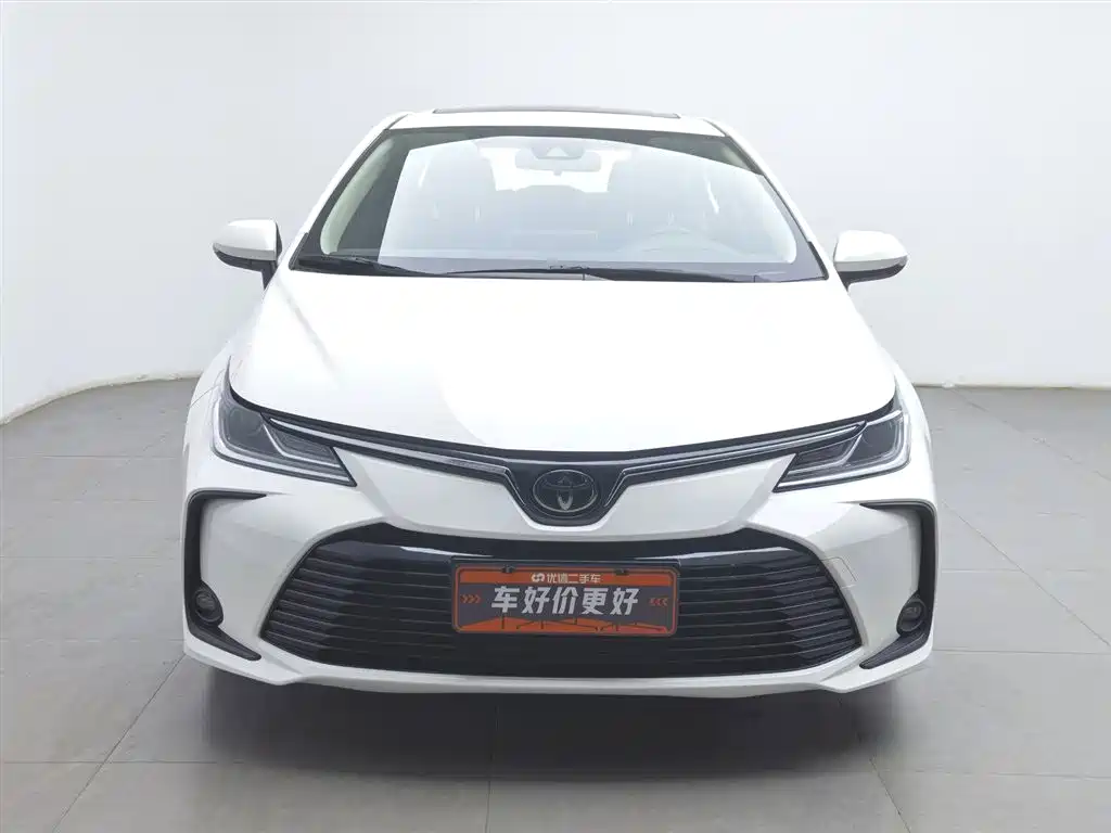Toyota Corolla 2021 TNGA 1.5L CVT Elite Edition фото 3