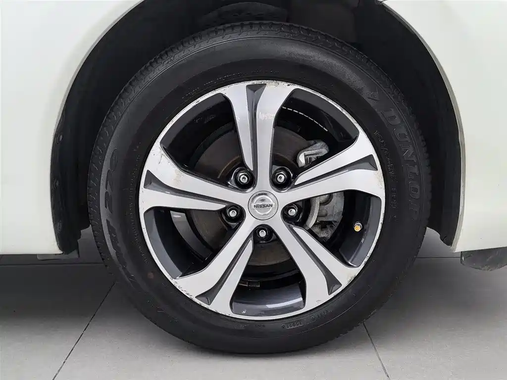 Nissan Tiida 2016 1.6L CVT Smart Edition фото 17