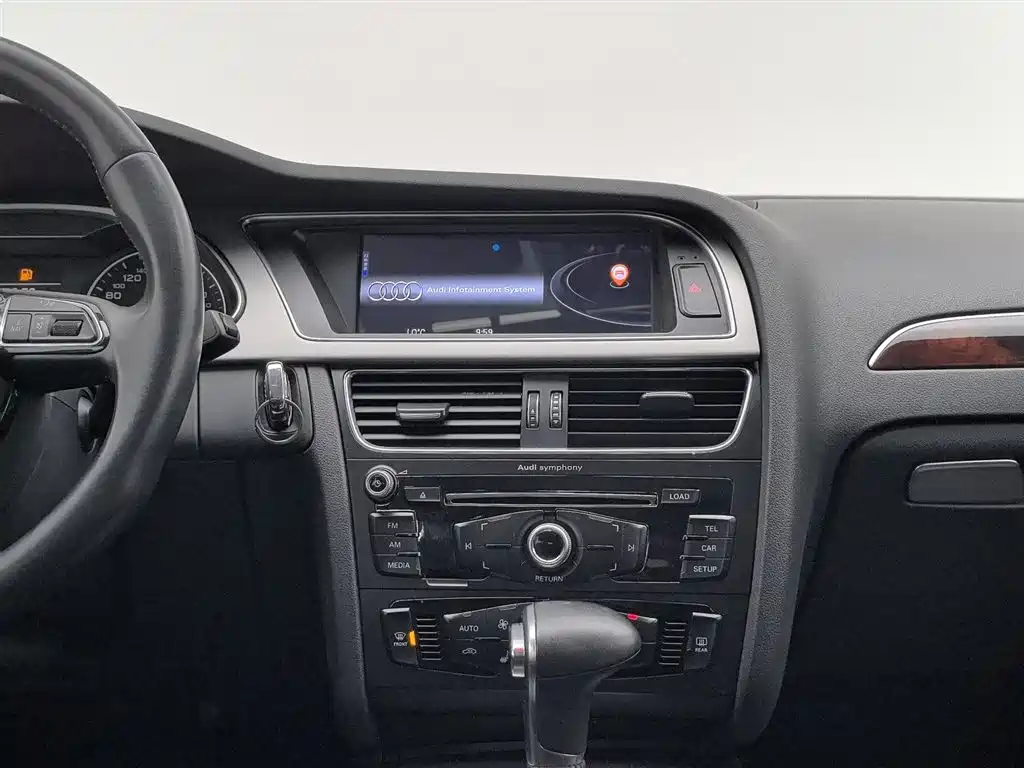 Audi A4L 2013 35 TFSI Automatic Comfort фото 12