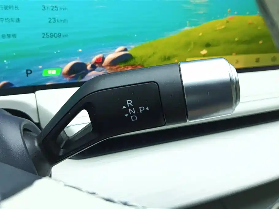 GEELY GALAXY GALAXY E8