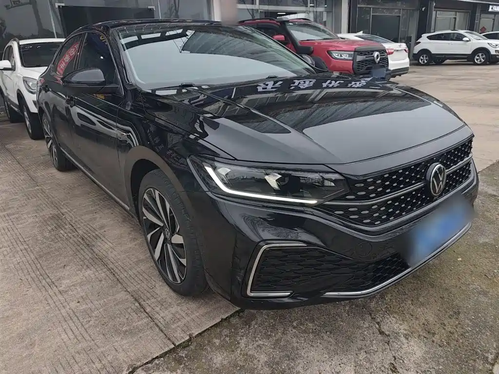 Volkswagen Passat 2023 Facelift 330TSI Starlight Elite Edition фото 4