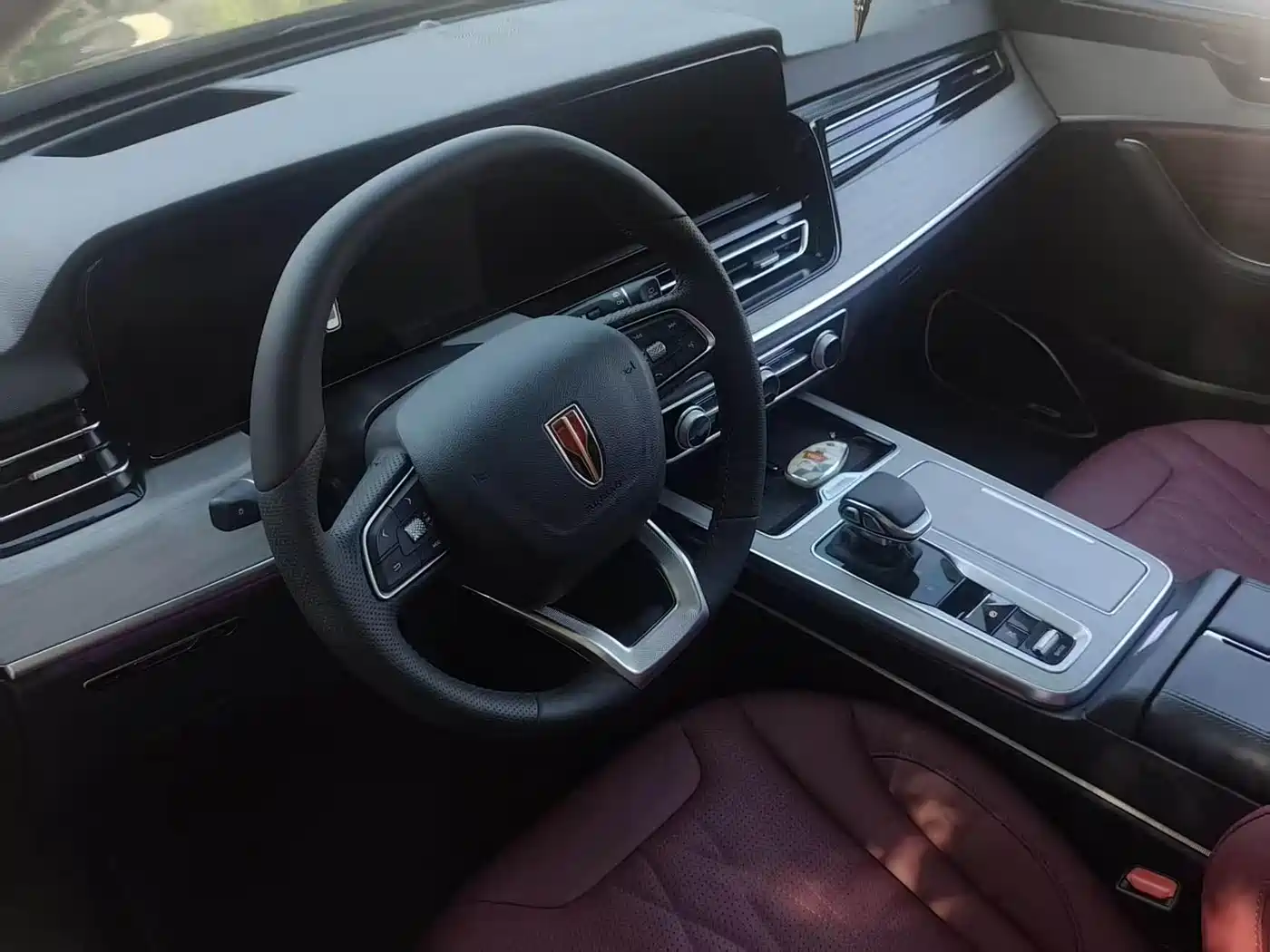 Hongqi HS5 2025 2.0T 2WD Mystic Shadow Edition фото 11