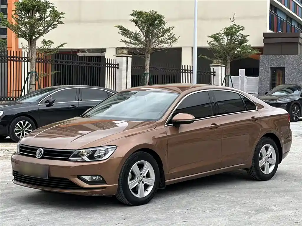Volkswagen Lamando 2018 230TSI DSG Trend Edition