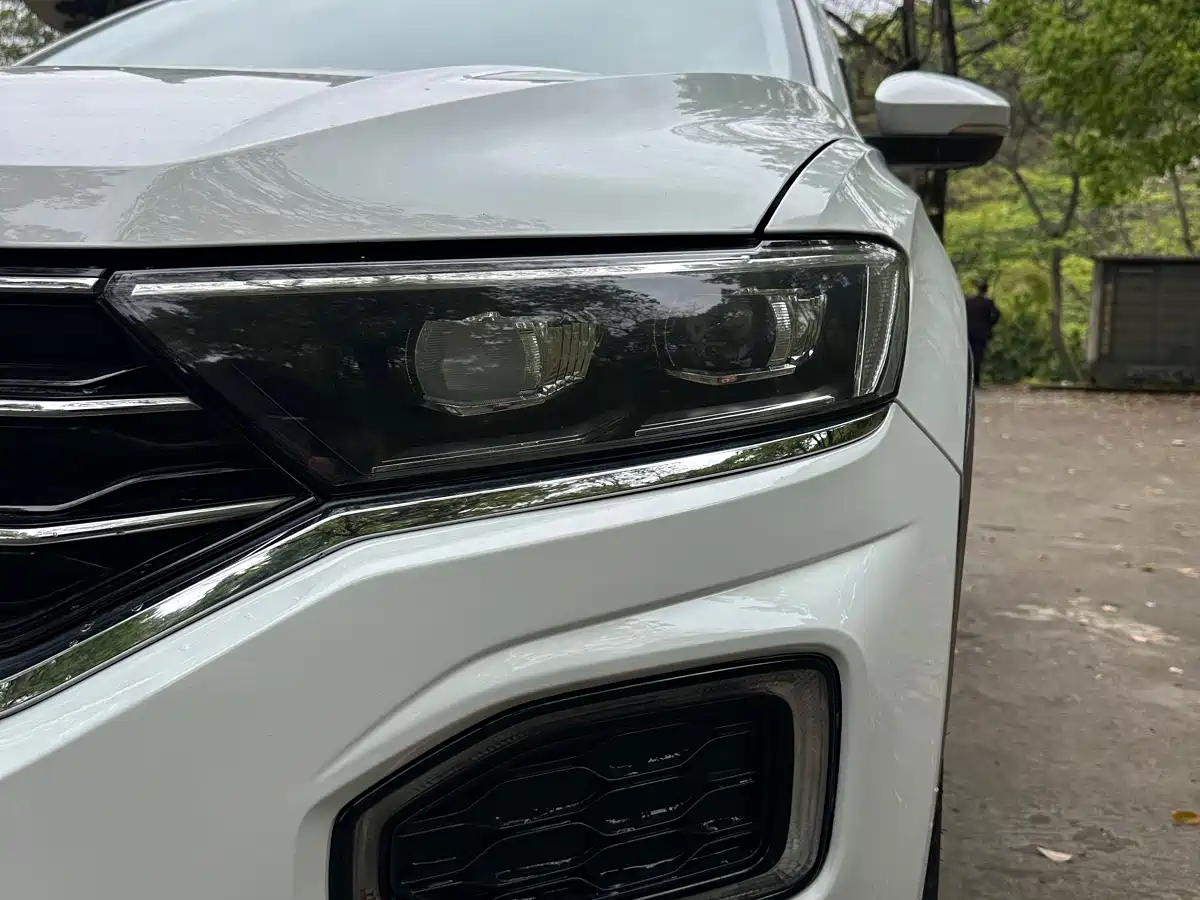 Volkswagen T-ROC 2019 280TSI DSG 2WD Luxury Type China VI фото 16