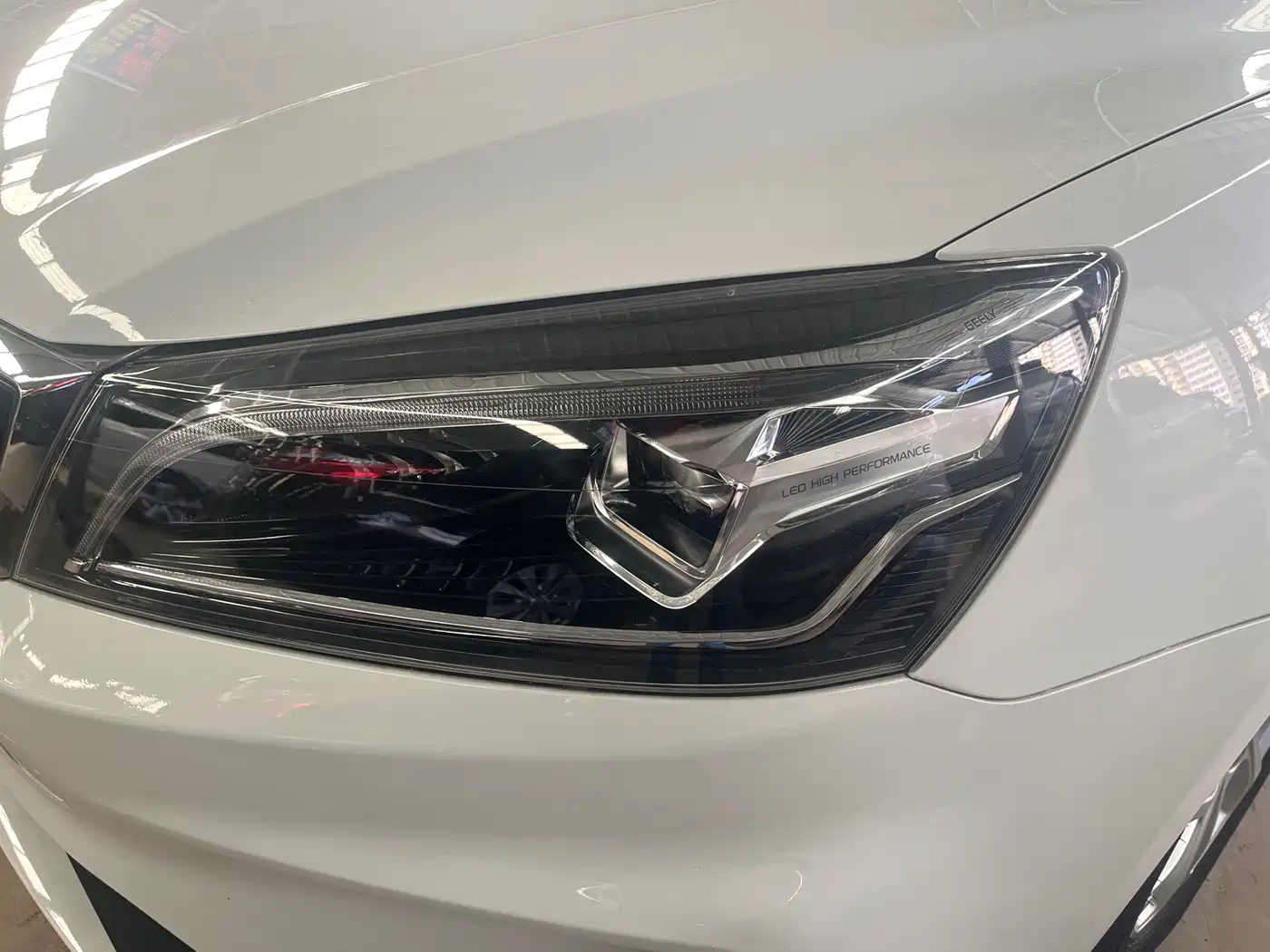 GEELY AUTOMOBILE EMGRAND