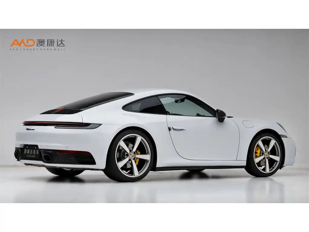Фото 3 - Porsche 911