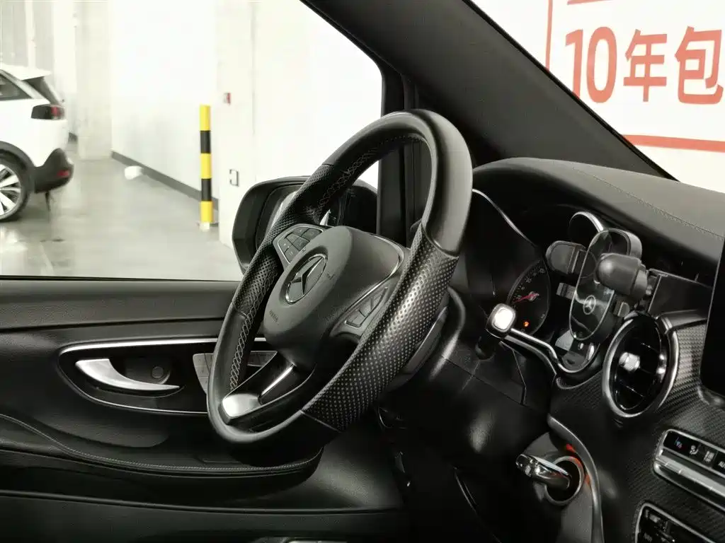 Mercedes-Benz V-Class 2018 V 260 AMG Sport Edition China V фото 22