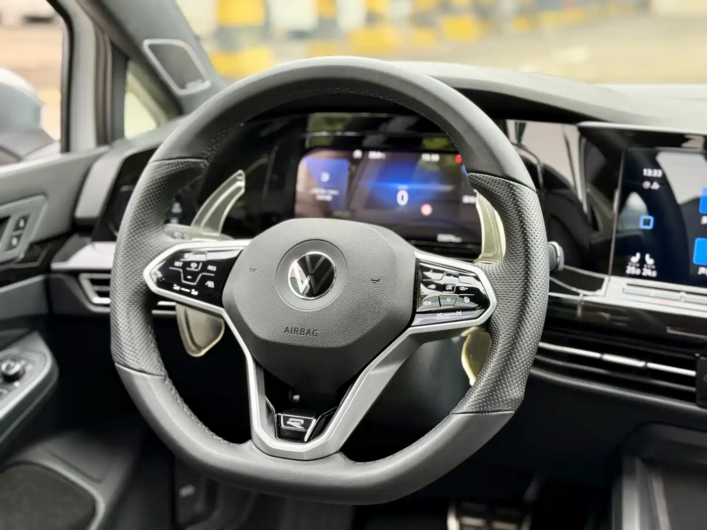 Volkswagen Golf 2021 280TSI DSG R-Line фото 15