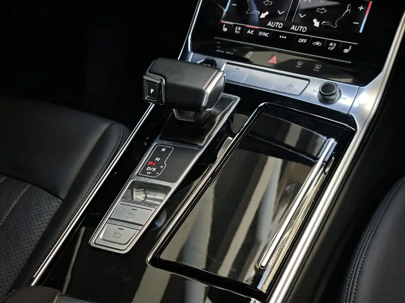 Audi A6 (Import) 2021 allroad quattro Explorer 55 TFSI Premium Off-road фото 13