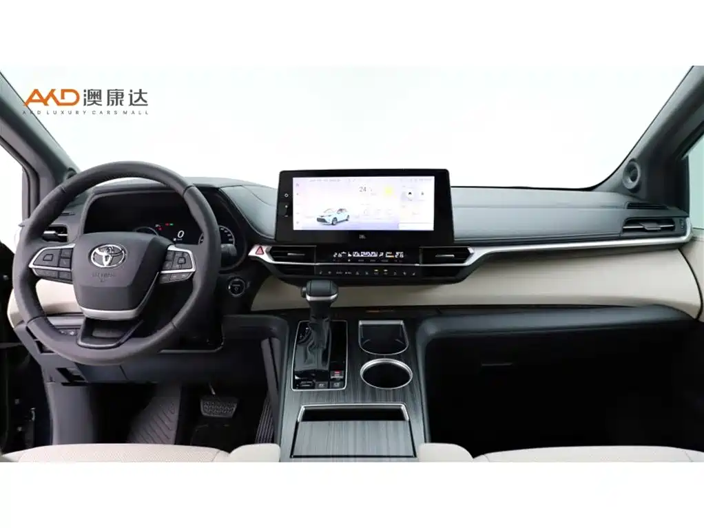 Toyota Granvia 2024 2.5L Hybrid Flagship ULTRA фото 5