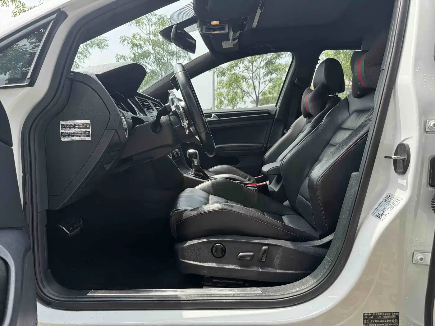 Volkswagen Golf GTI 2016 2.0TSI GTI фото 11