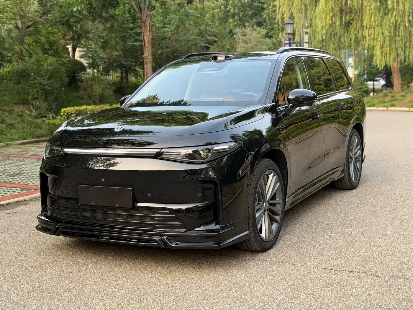 Leapmotor C16 2026 Model Year EREV 280 LiDAR Premium Edition 6-Seater
