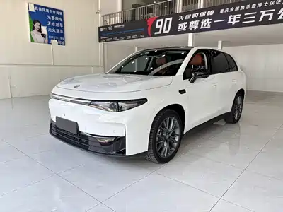 Leapmotor C10