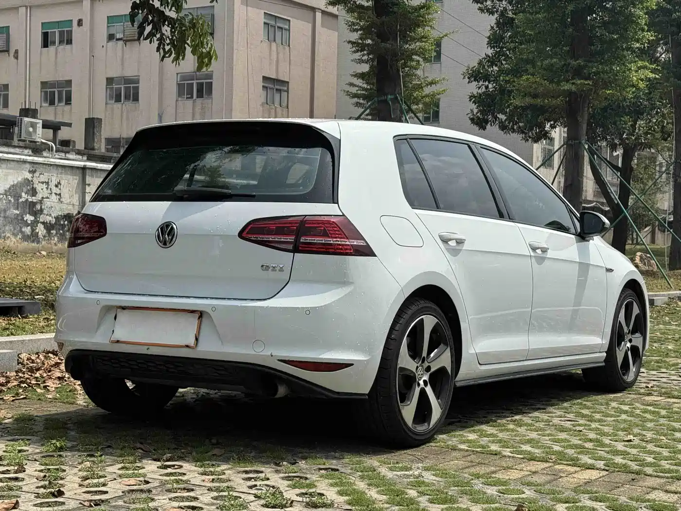 Volkswagen Golf GTI 2016 2.0TSI GTI фото 7