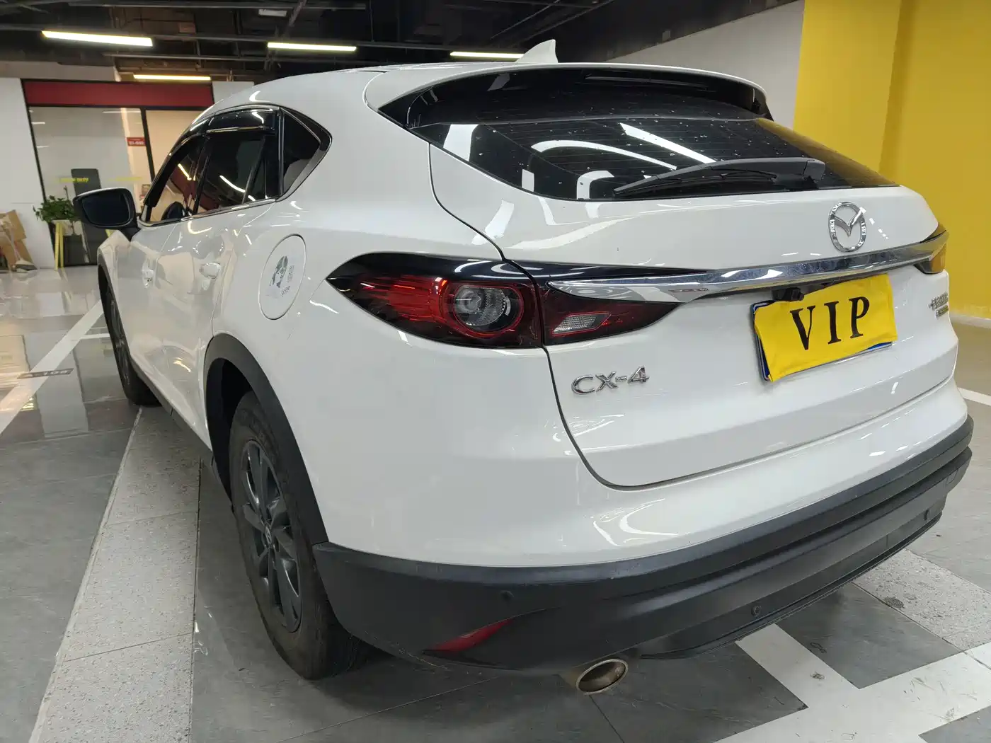 Фото 11 - Mazda CX-4