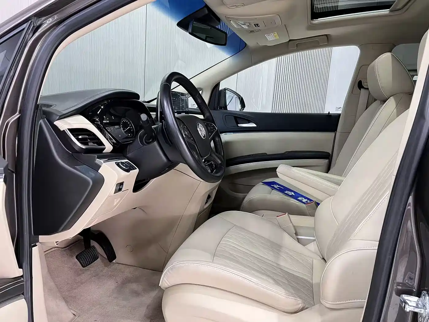 Buick GL8 2023 Facelift Land Business Class Luxury фото 8