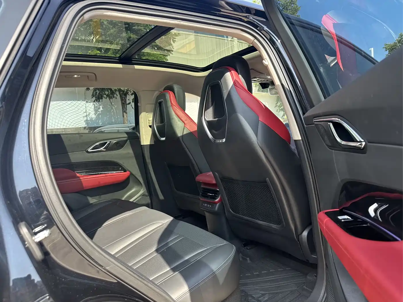 Hongqi HS3 2023 1.5T 2WD Virtue Edition фото 16