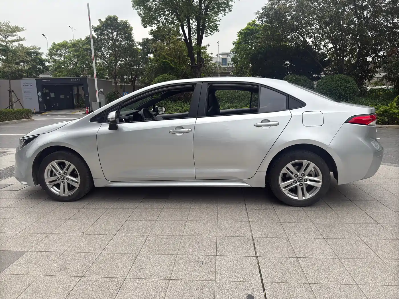 Toyota Levin 2019 185T CVT Luxury Edition China V фото 7